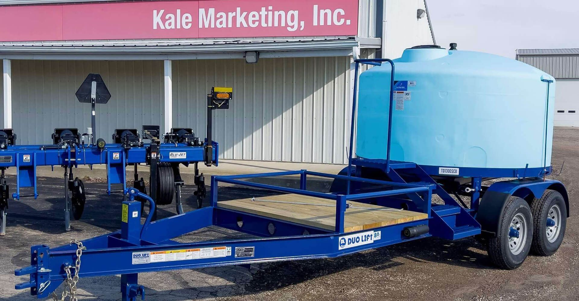Blu Jet Duo Lift Tank TD1300SCB in front of Kale Marketing, Inc.